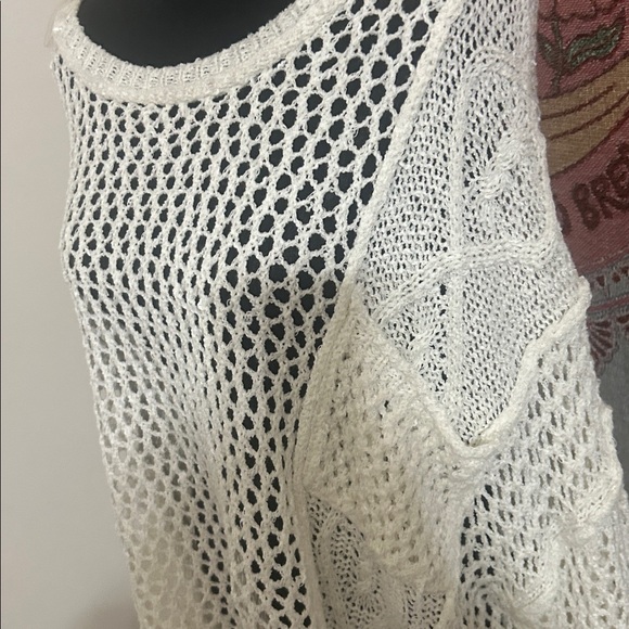 EUC POL -Open-Knit Sweater - White/cream. One size. - Picture 2 of 4